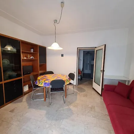 Lido Sunset Apartament *